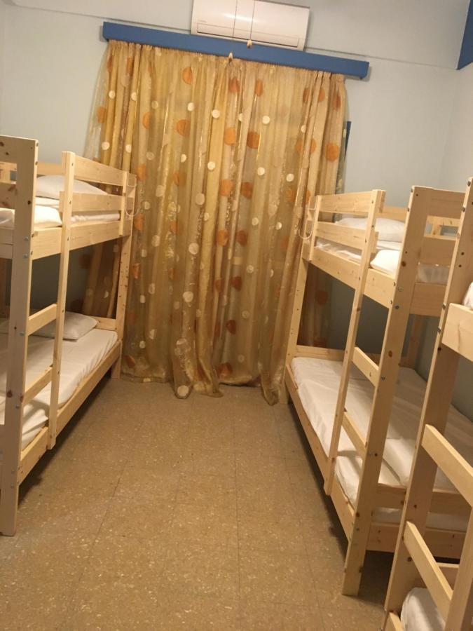 Past Or Trail Hostel Larnaca Luaran gambar