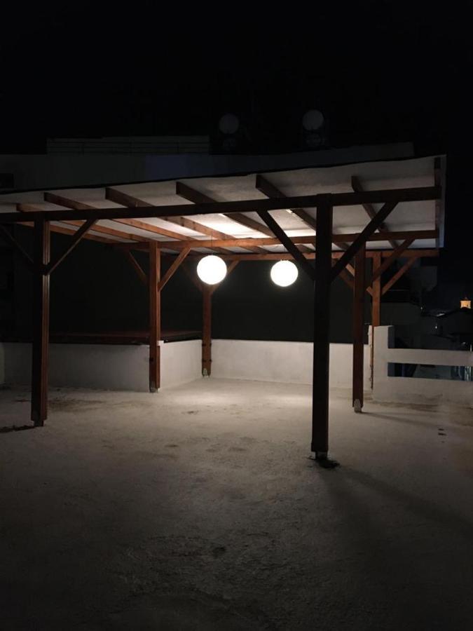 Past Or Trail Hostel Larnaca Luaran gambar